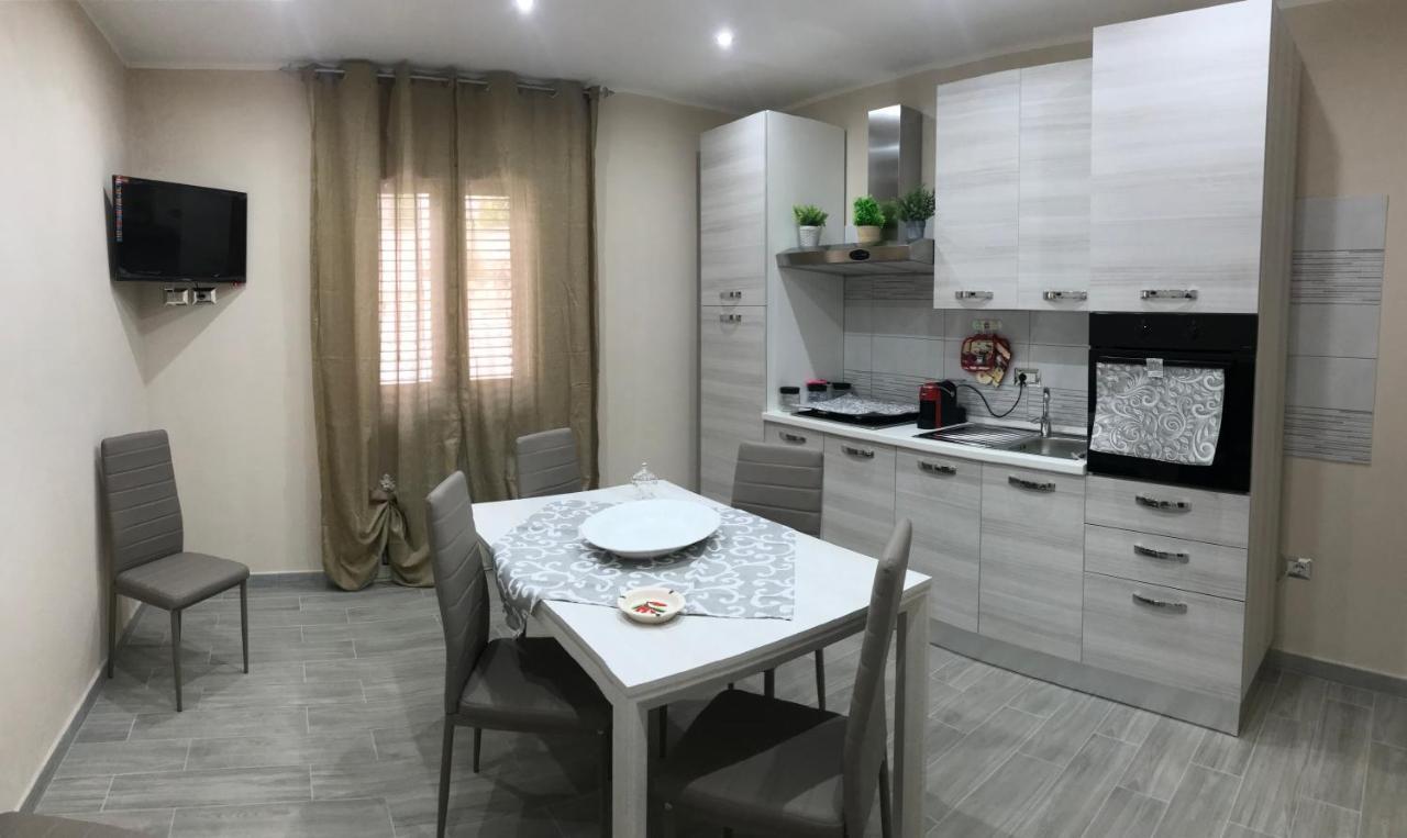 Casa Rosy Apartman San Corrado di Fuori Kültér fotó