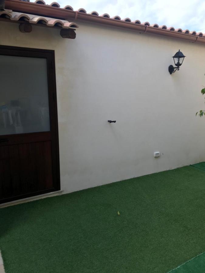 Casa Rosy Apartman San Corrado di Fuori Kültér fotó